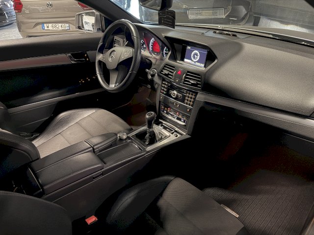 Mercedes-Benz Mercedes-Benz Classe E IV 220 Avantgarde 