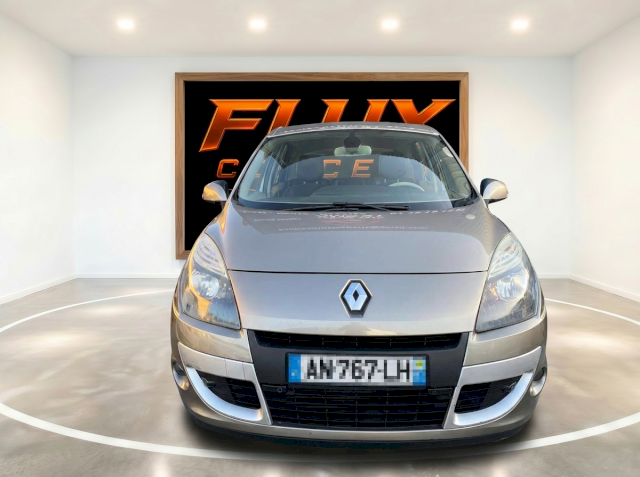 Renault Renault Megane III (B95) 1.9 dCi 130ch FAP Bose eco²