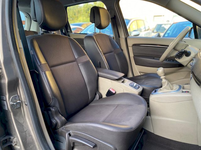 Renault Renault Megane III (B95) 1.9 dCi 130ch FAP Bose eco²