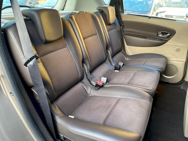 Renault Renault Megane III (B95) 1.9 dCi 130ch FAP Bose eco²