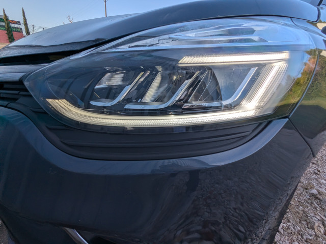 Renault Renault Clio 0.9 TCe 90ch Intens +Options/Attelage