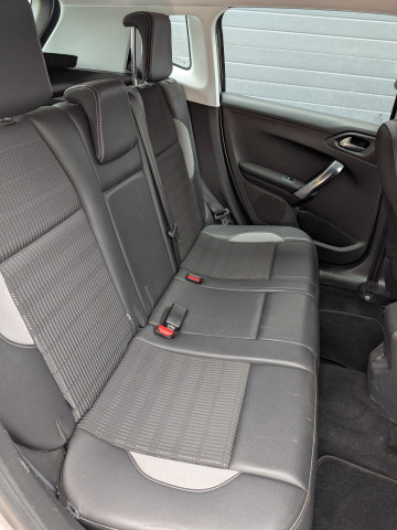 Peugeot Peugeot 2008 1.6 HDi 120ch Allure 1ère main