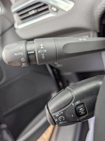 Peugeot Peugeot 2008 1.6 HDi 120ch Allure 1ère main