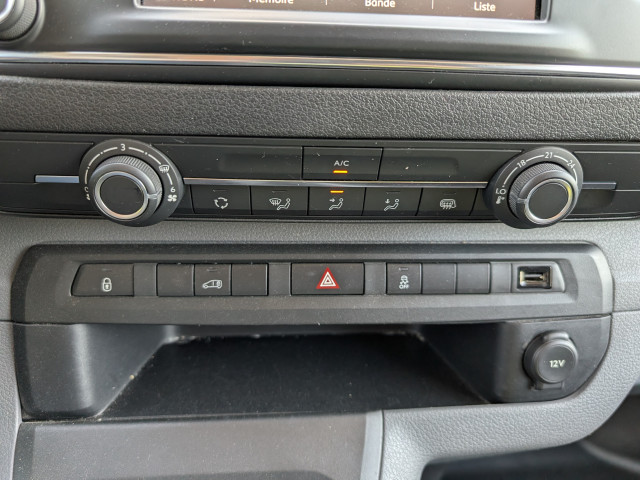 Citroen Citroën Jumpy M 1.6 HDi 115ch BUSINESS