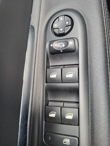 Peugeot Peugeot 3008 1.6 HDi 120ch Allure EAT6