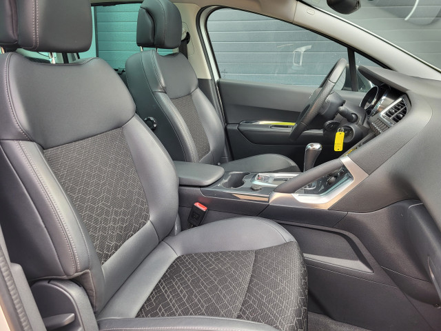 Peugeot Peugeot 3008 1.6 HDi 120ch Allure EAT6