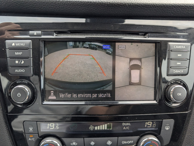 Nissan Nissan Qashqai 1.5 dCi 115ch N-Connecta +Toit pano