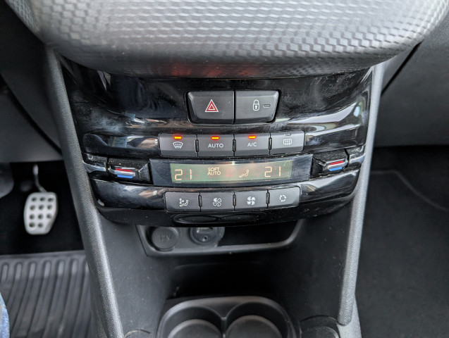 Peugeot Peugeot 208 1.6 HDi 120ch GT Line 
