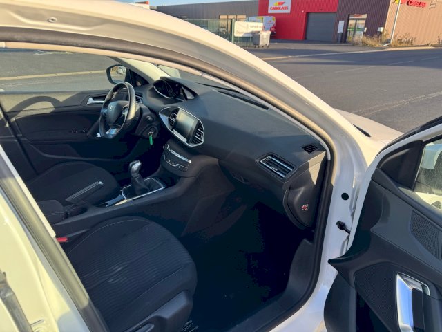 Peugeot Peugeot 308 II 1.2 Puretech 110ch Style S&S 5p