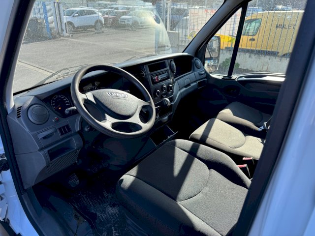 Iveco Iveco Daily 35c Fg 7 PLACES + COFFRE +BENNE HYDRO