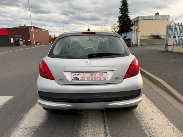 Peugeot Peugeot 207  1.4 Urban 5p