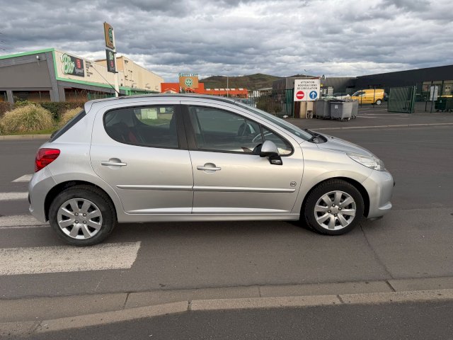 Peugeot Peugeot 207  1.4 Urban 5p