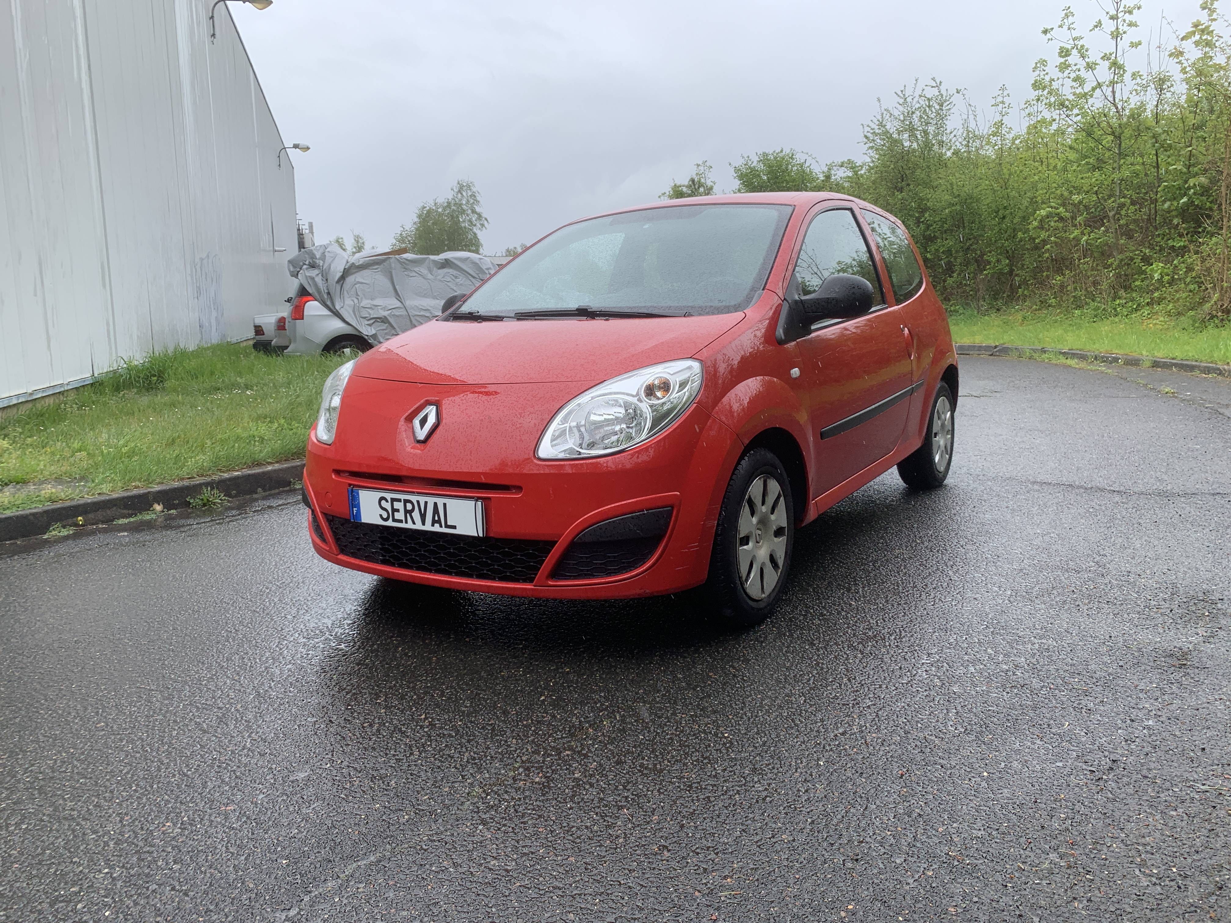 RENAULT TWINGO