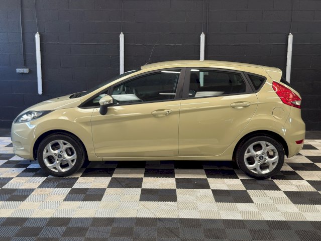Ford Ford Fiesta IV 1.25 82ch Trend 5p