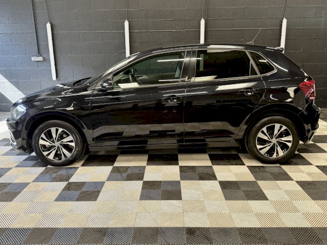 Volkswagen Volkswagen Polo COMFORTLINE BUSINESS 1.6 TDI 95CH 