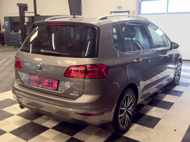 Volkswagen Volkswagen Golf Sportsvan  1.6 TDI 110ch BlueMotion Technology FAP Allstar