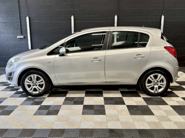 Opel Opel Corsa IV 1.2 Twinport 85ch Graphite 5p