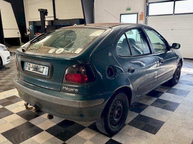 Renault Renault Megane  1.6e Aida 5p