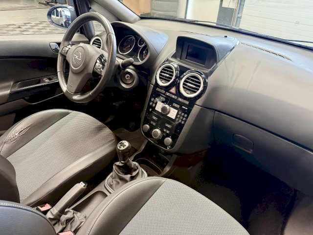 Opel Opel Corsa IV 1.3 CDTI90 Cosmo 3p
