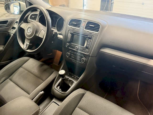 Volkswagen Volkswagen Golf VI TEAM 1.4 I 80ch