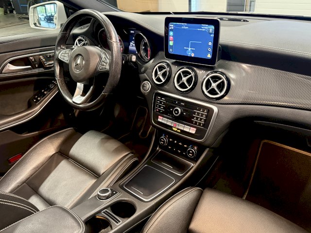 Mercedes-Benz Mercedes-Benz CLA SHOOTING BRAKE EDITION 220d