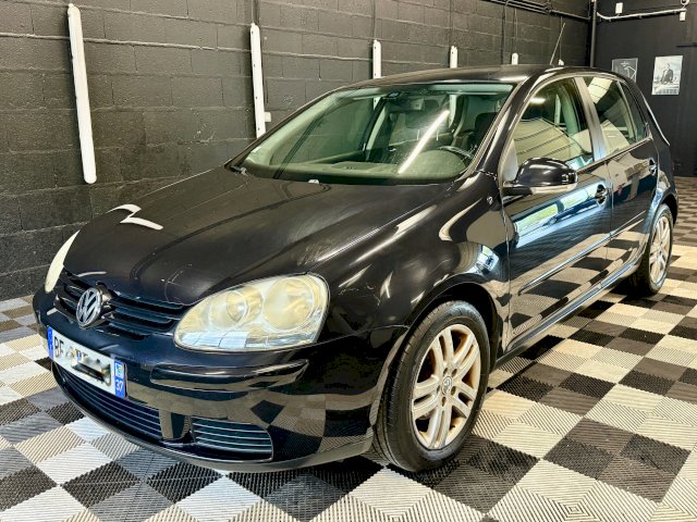 Volkswagen Volkswagen Golf V 1.6 102 Confortline 5p