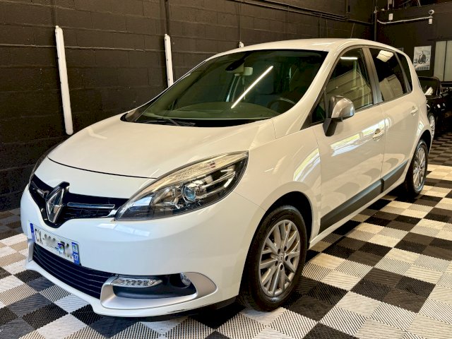 Renault Renault Scenic III LIMITED 1.5 DCI 110ch