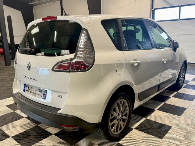 Renault Renault Scenic III LIMITED 1.5 DCI 110ch