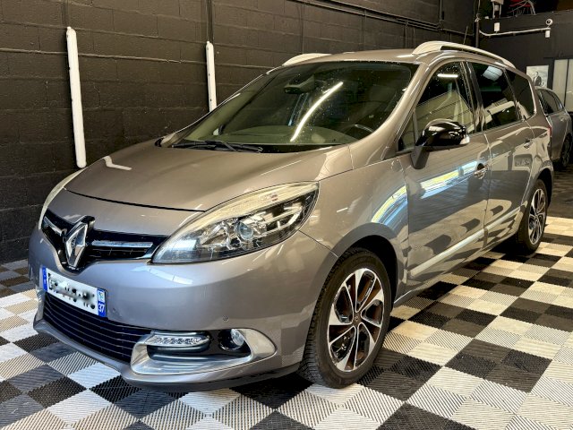 Renault Renault Grand Scenic III 1.5 dCi 110ch Bose EDC 7pl