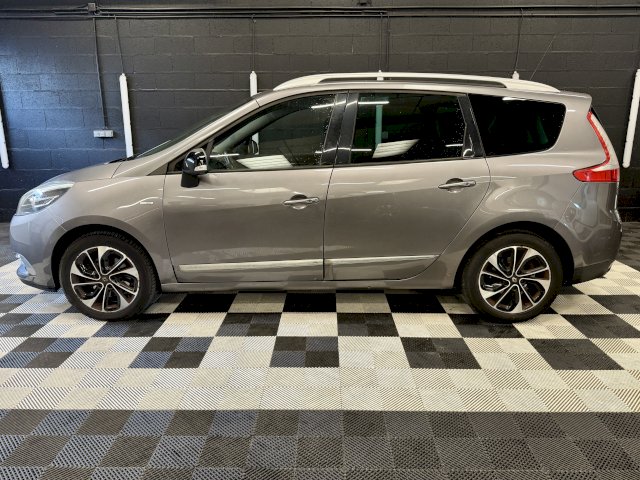 Renault Renault Grand Scenic III 1.5 dCi 110ch Bose EDC 7pl