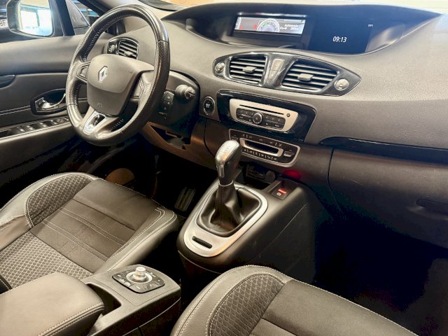 Renault Renault Grand Scenic III 1.5 dCi 110ch Bose EDC 7pl