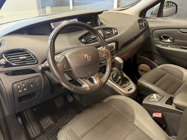 Renault Renault Grand Scenic III 1.5 dCi 110ch Bose EDC 7pl