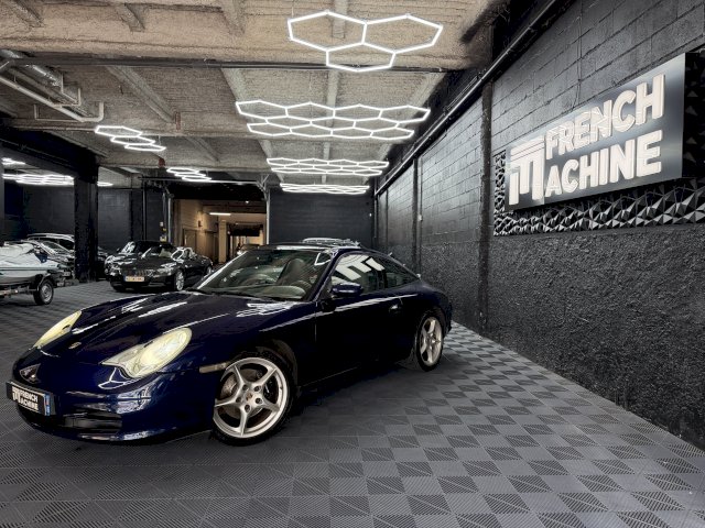Porsche Porsche 911 III (996) 320ch Carrera 4 TipTronic