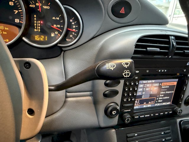 Porsche Porsche 911 III (996) 320ch Carrera 4 TipTronic