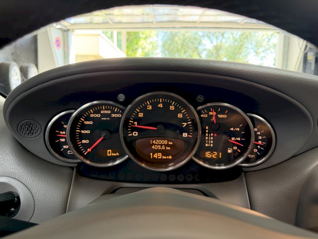 Porsche Porsche 911 III (996) 320ch Carrera 4 TipTronic