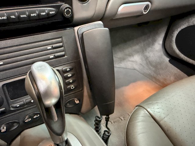 Porsche Porsche 911 III (996) 320ch Carrera 4 TipTronic