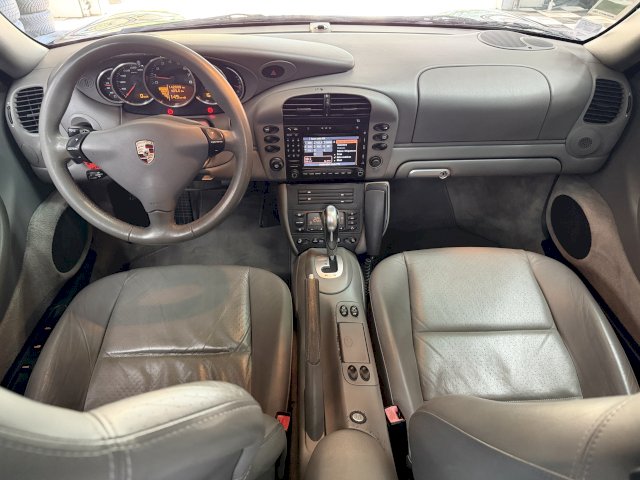 Porsche Porsche 911 III (996) 320ch Carrera 4 TipTronic