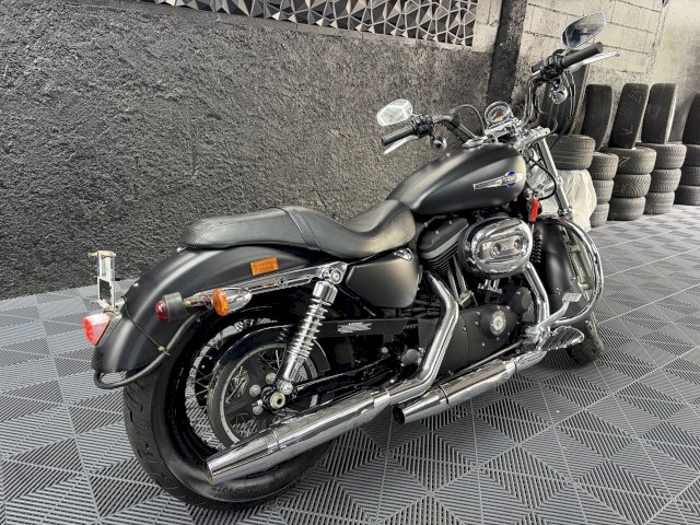 Harley-Davidson Harley-Davidson Sportster Sportster XL 1200 Custom