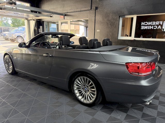 BMW BMW Série 3 V (E93) 325i 218ch Confort