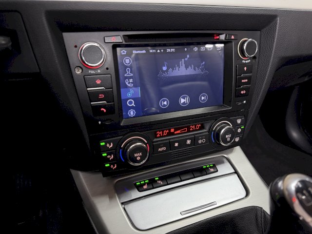 BMW BMW Série 3 V (E93) 325i 218ch Confort