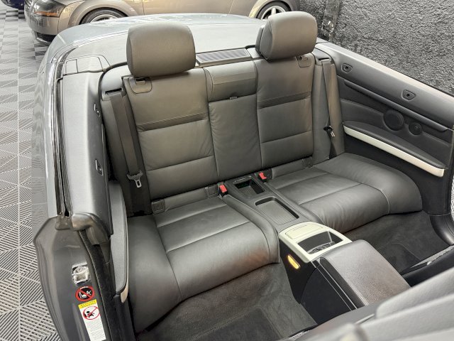 BMW BMW Série 3 V (E93) 325i 218ch Confort