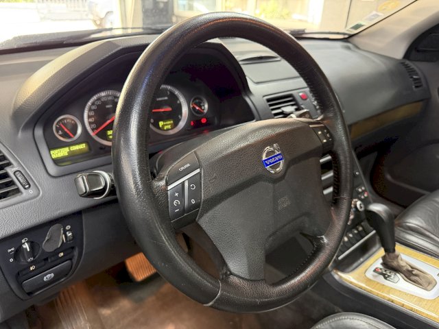 Volvo Volvo XC90  D5 185ch FAP Summum Geartronic 7 places