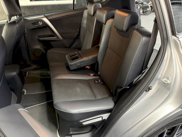 Toyota Toyota RAV4 IV 197 Hybride Design 2WD CVT