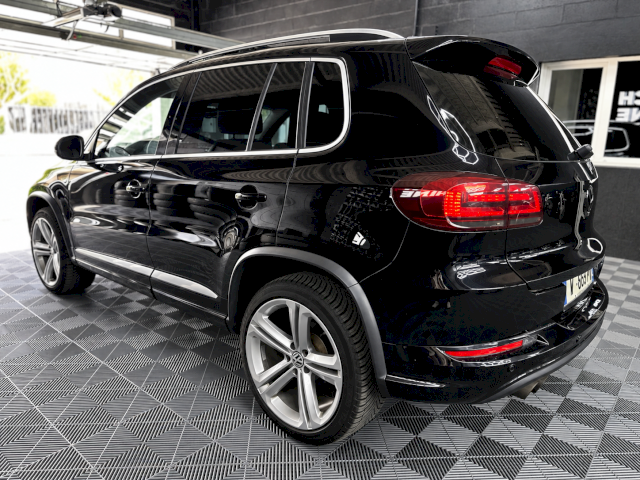 Volkswagen Volkswagen Tiguan 2.0 210 DSG R LINE