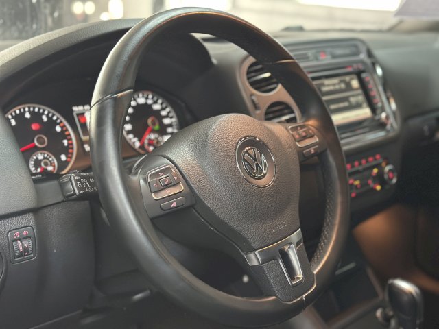Volkswagen Volkswagen Tiguan 2.0 210 DSG R LINE