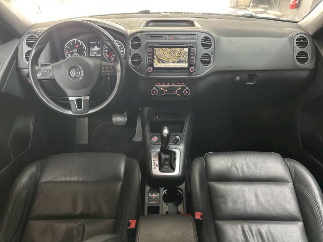 Volkswagen Volkswagen Tiguan 2.0 210 DSG R LINE