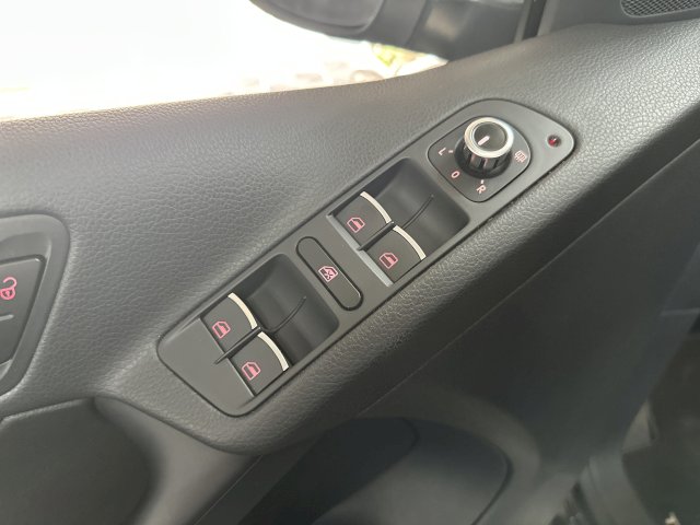 Volkswagen Volkswagen Tiguan 2.0 210 DSG R LINE
