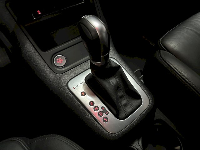 Volkswagen Volkswagen Tiguan 2.0 210 DSG R LINE