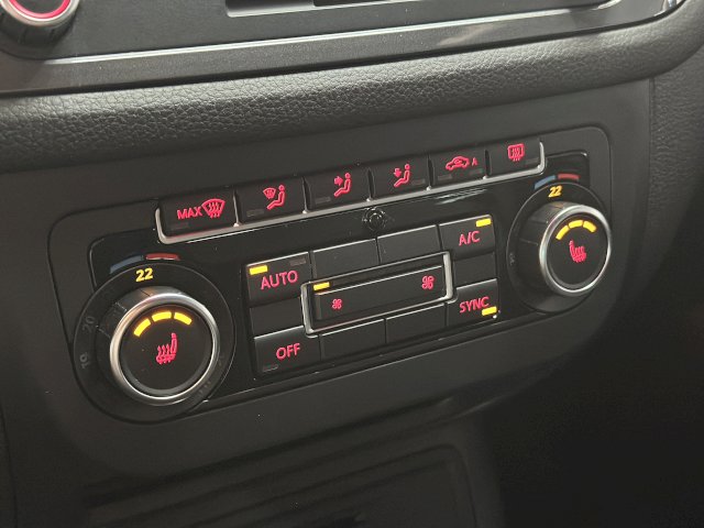 Volkswagen Volkswagen Tiguan 2.0 210 DSG R LINE