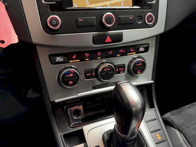 Volkswagen Volkswagen Cc 2.0 TDI 140ch BlueMotion Carat DSG6